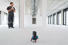 BOSCH GCL 2-50C PROFESYONEL ÇİZGİ LAZER + BT 150 TRİPOD